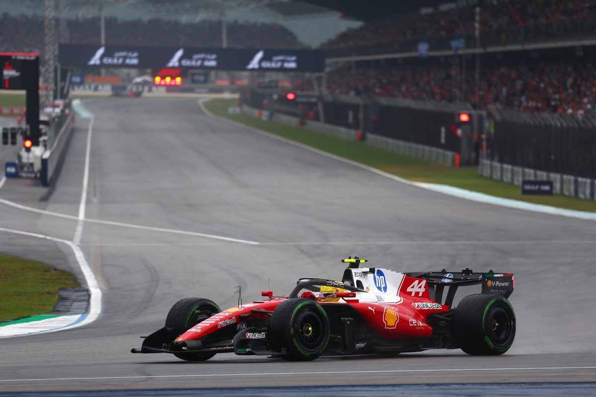 FIA explains the reasons behind the F1 cars halting during the rain at the Bahrain GP in Malaysia.