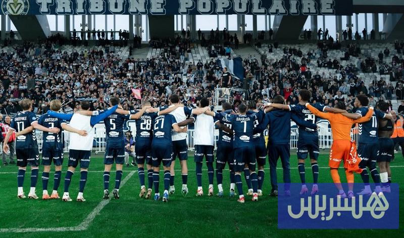 Une crise financière entraîne la descente de Bordeaux en sixième division.