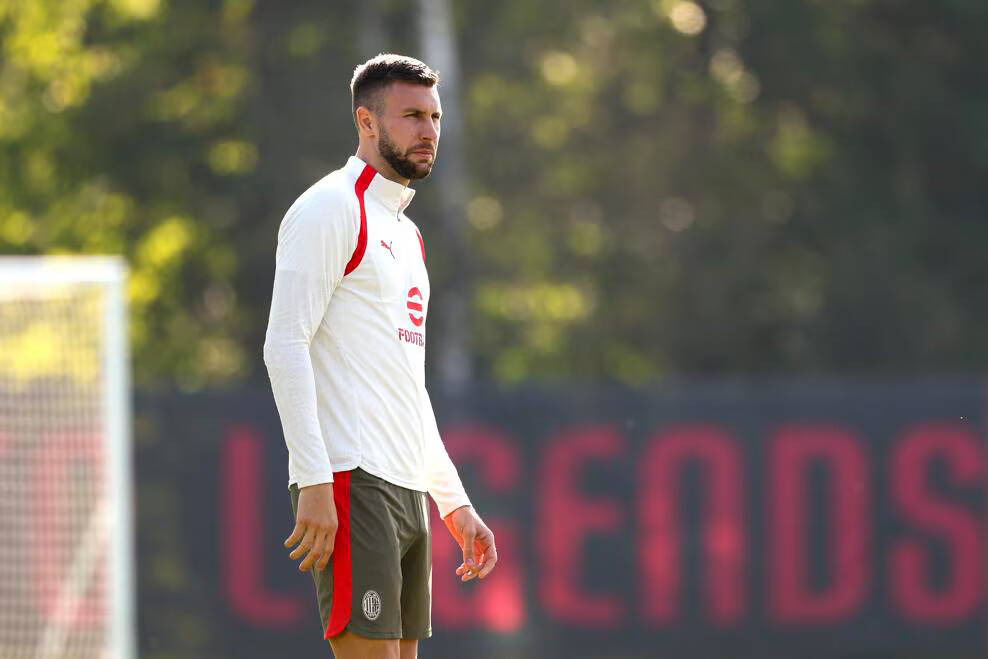 Ligue Europa : Strahinja Pavlović (AC Milan) retrouve ses anciennes passions