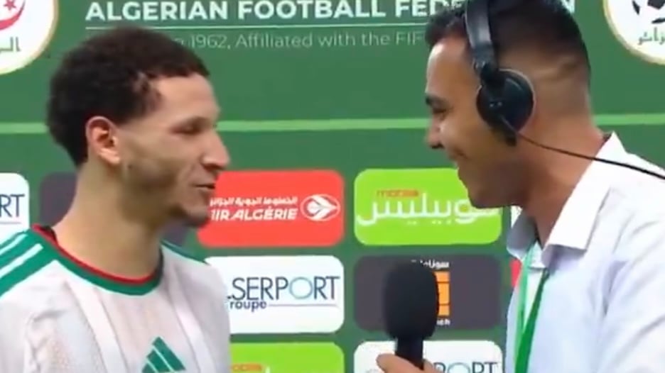الجزائر: عندما يخلط مراسل بين اللاعبين... (فيديو)