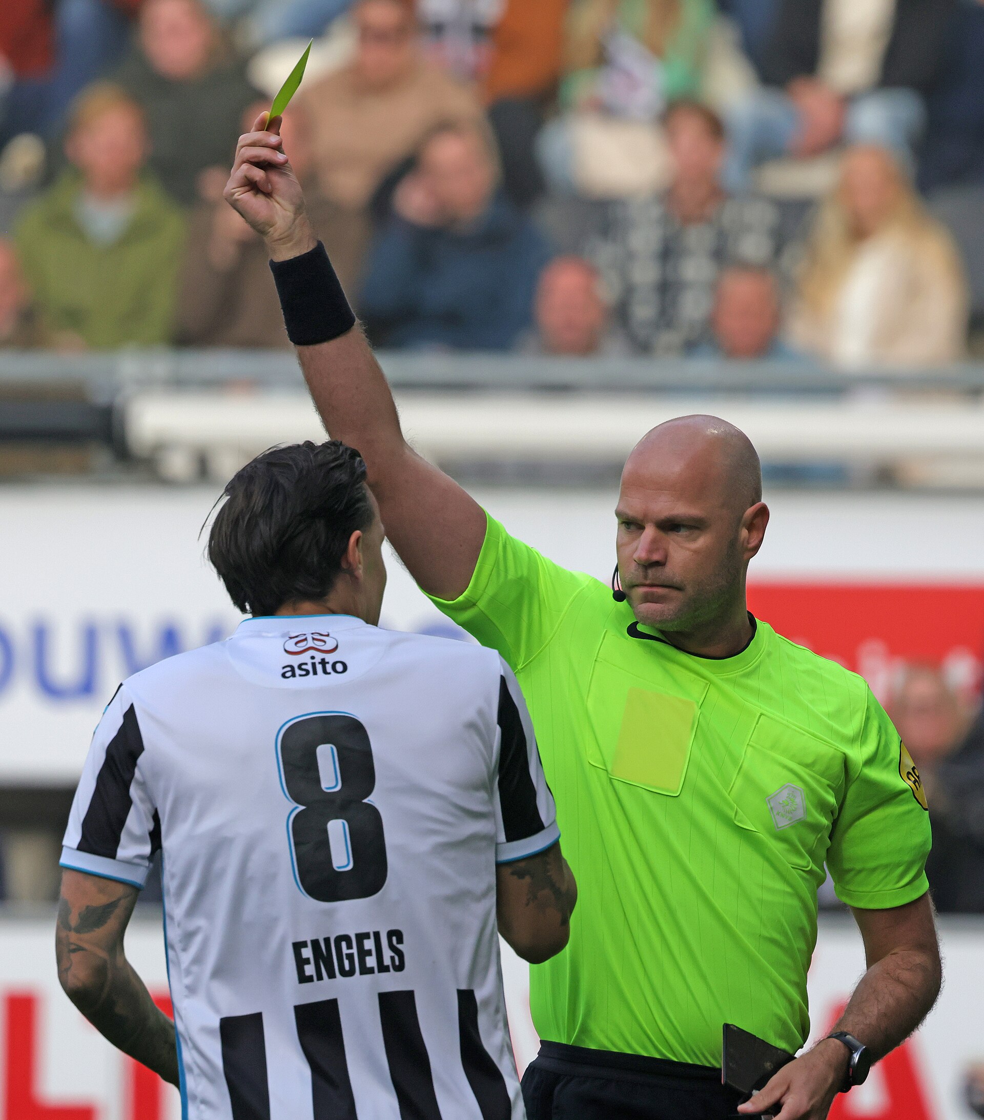 Dutch official Rob Dieperink passes away at 38, just weeks following his exclusion from the World Cup.