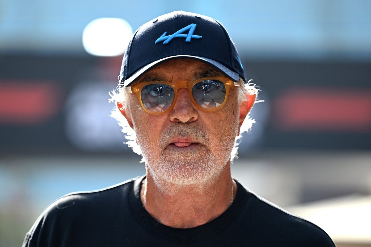 Flavio Briatore exprime ses regrets à Lando Norris suite à la collision lors du Grand Prix d'Azerbaïdjan.