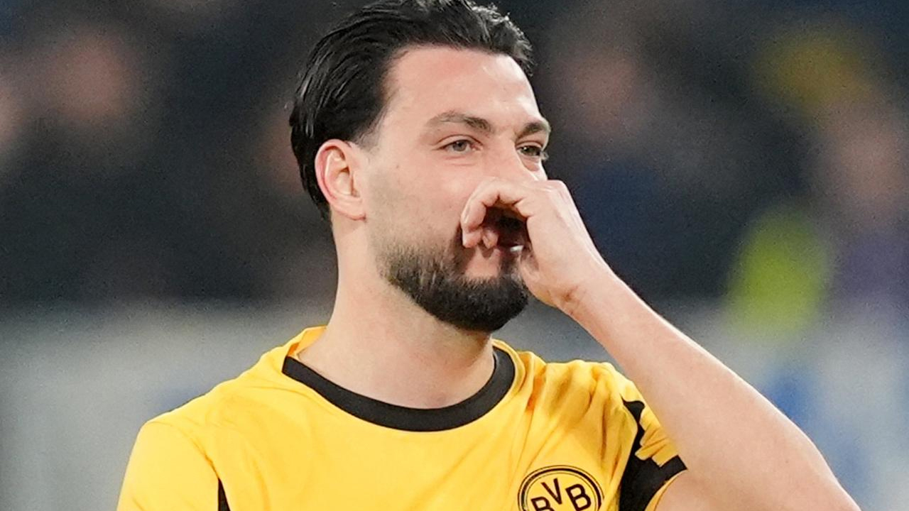 Germany: Bensebaini's future at Dortmund appears to be dimming.