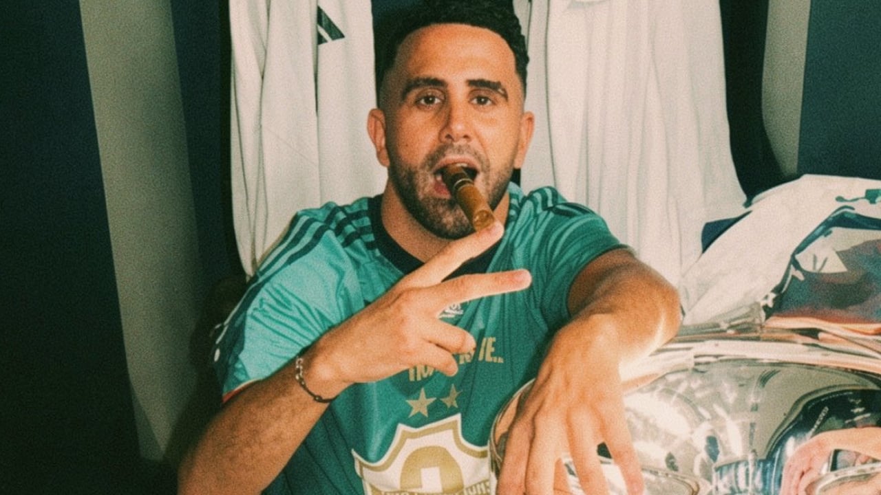 Algérie : Riyad Mahrez positionné aux côtés de Zidane, Messi... (Vidéo)
