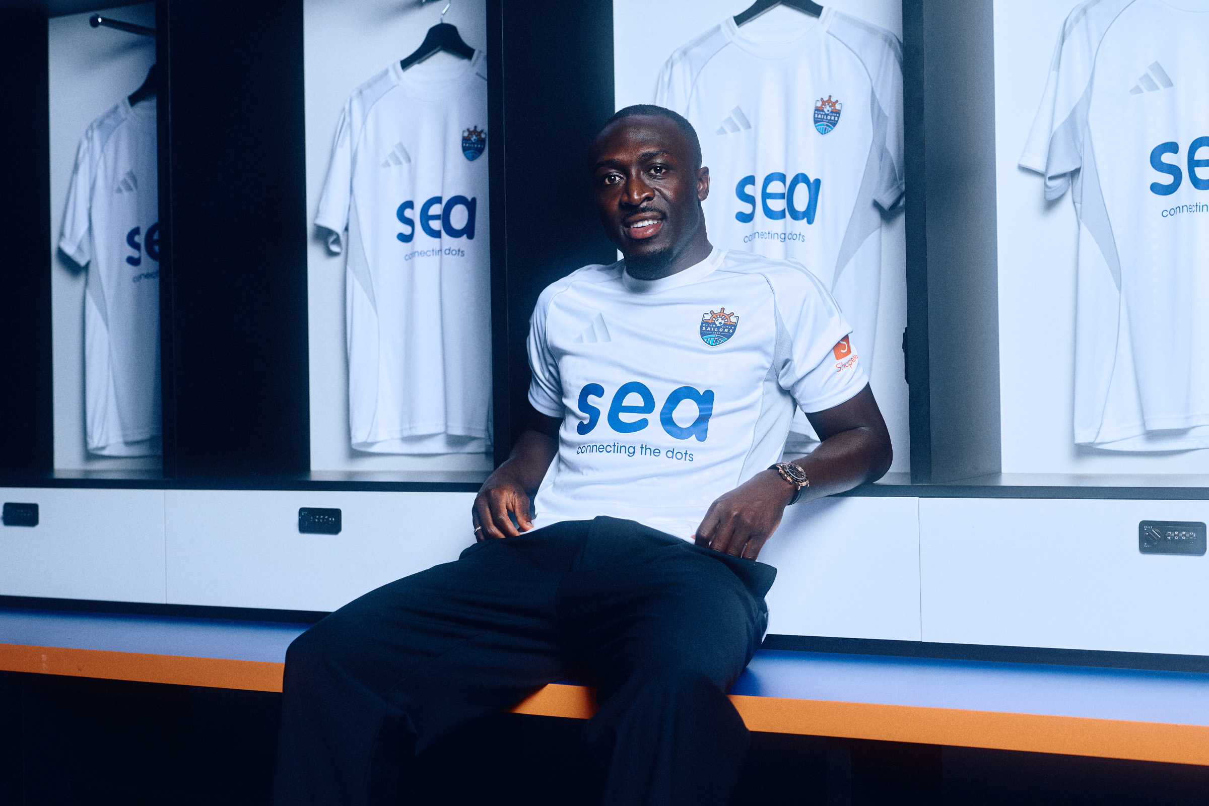Bobby Adekanye : après le Barça, Liverpool…, « Je prendrais exactement la même décision »