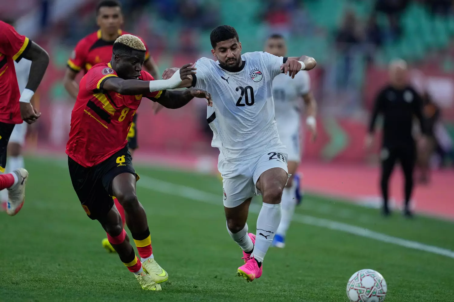 إقصائيات كأس أمم أفريقيا 2027: مصر-أنغولا، الفراعنة يتقدمون لكنهم لا يتمكنون من التسجيل قبل نهاية الشوط الأول.