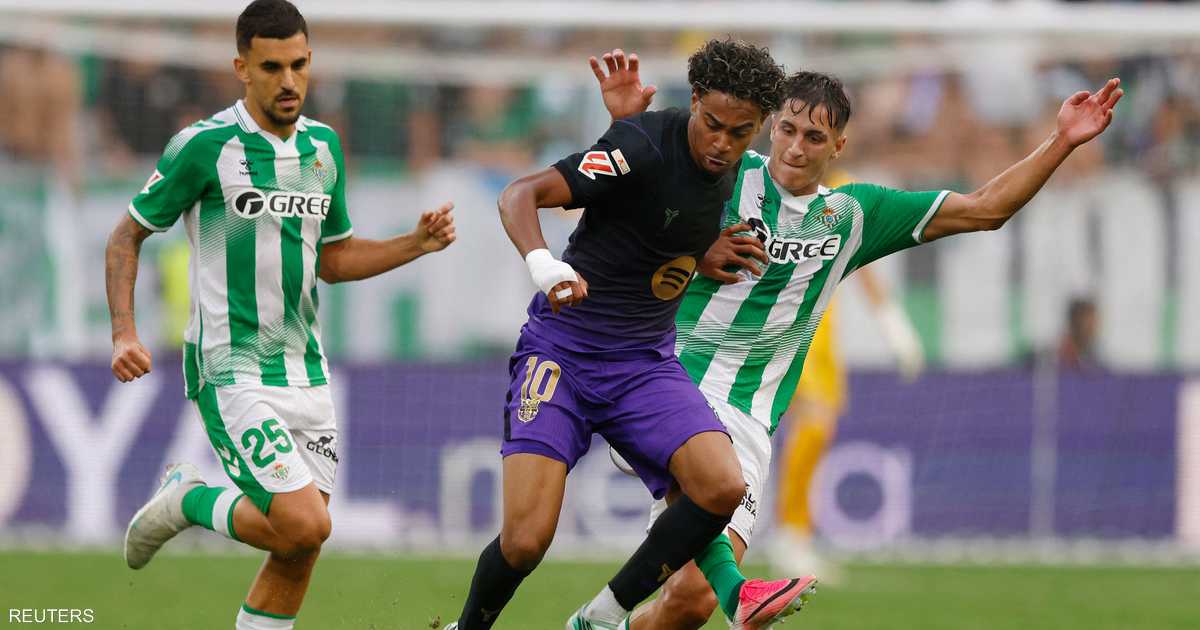 Avec une victoire 5-0 contre le Betis, le FC Barcelone continue de renforcer sa première place en Liga.