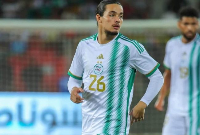 Anis Hadj Moussa : un échec de transfert de l’Algérien ravit son coach au Feyenoord.