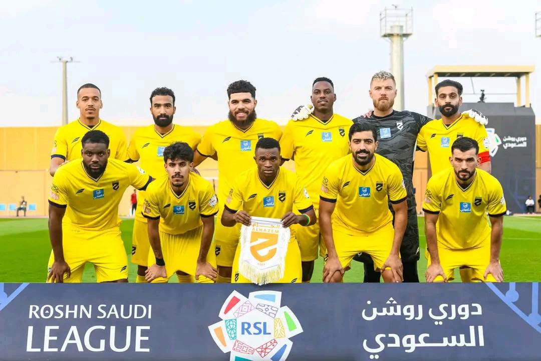 سعيود وبن دبكة يتصدران المشهد في مباراة الحزم والفيحاء المثيرة.