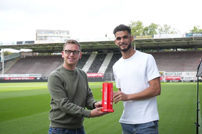 Kevin De Bruyne est élu joueur du mois en Belgique.
