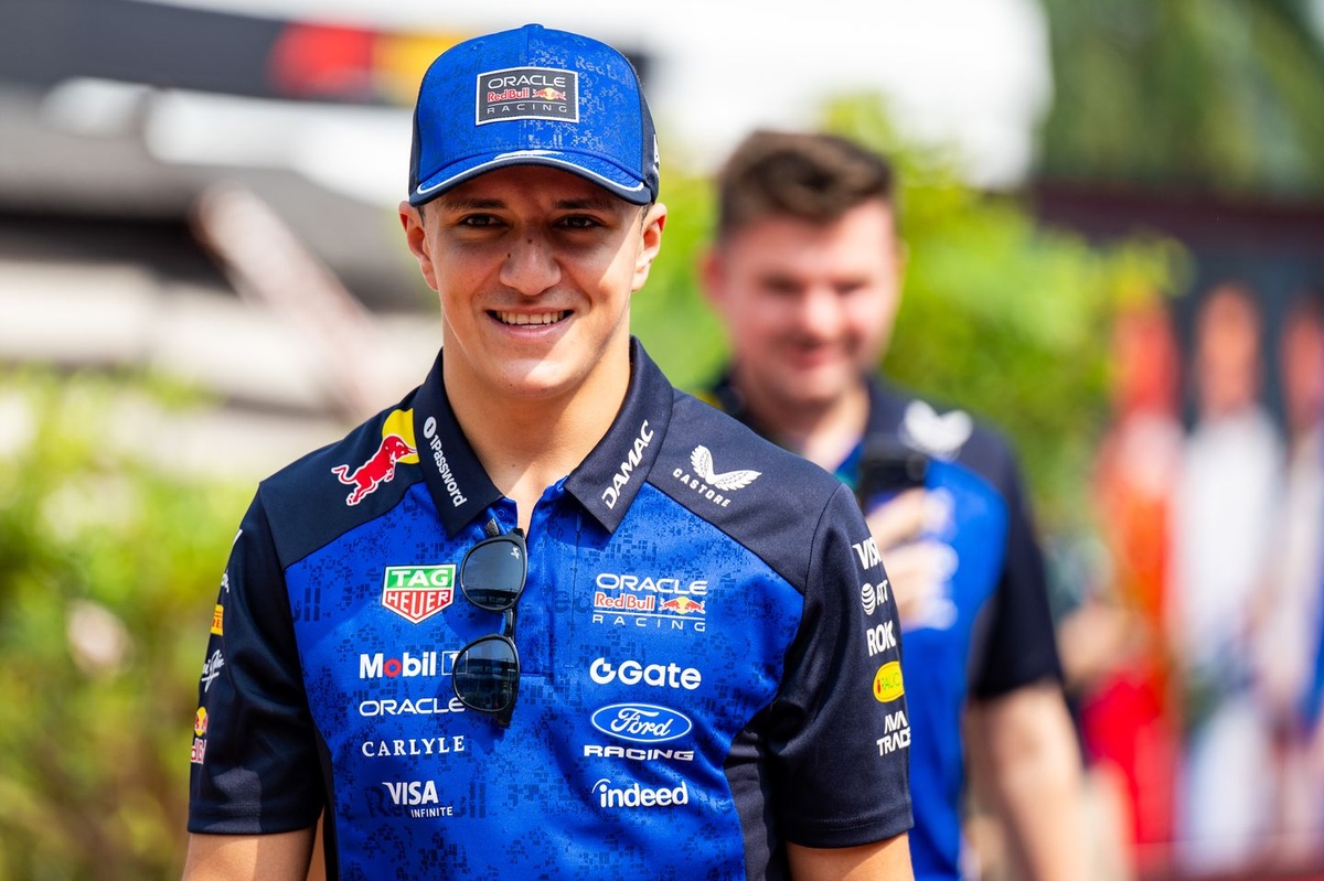 Isack Hadjar partage une réponse inattendue après son premier tour avec le moteur F1 exclusif de Red Bull.