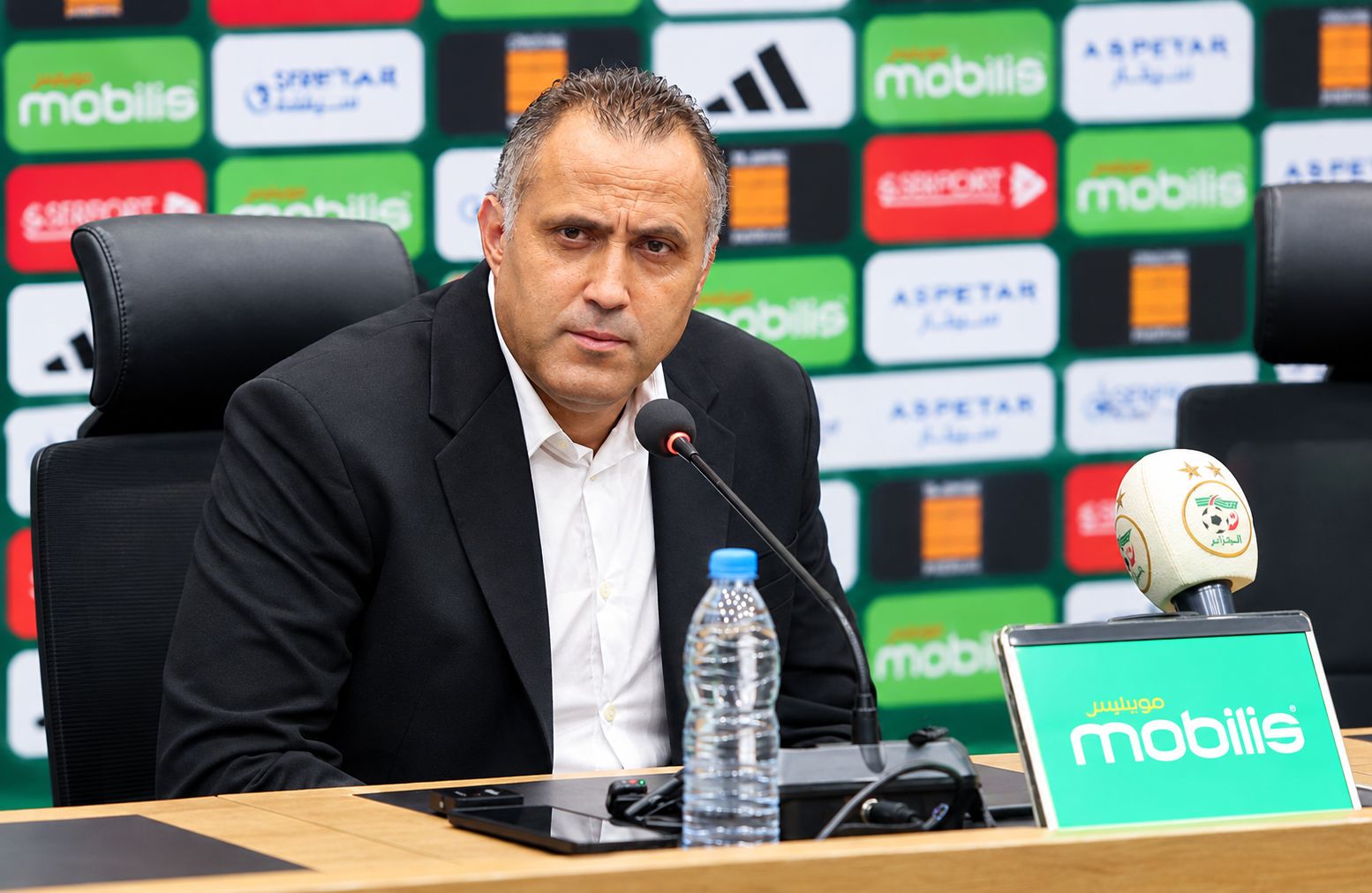 Hemdani justifie ses décisions et exprime ses aspirations.