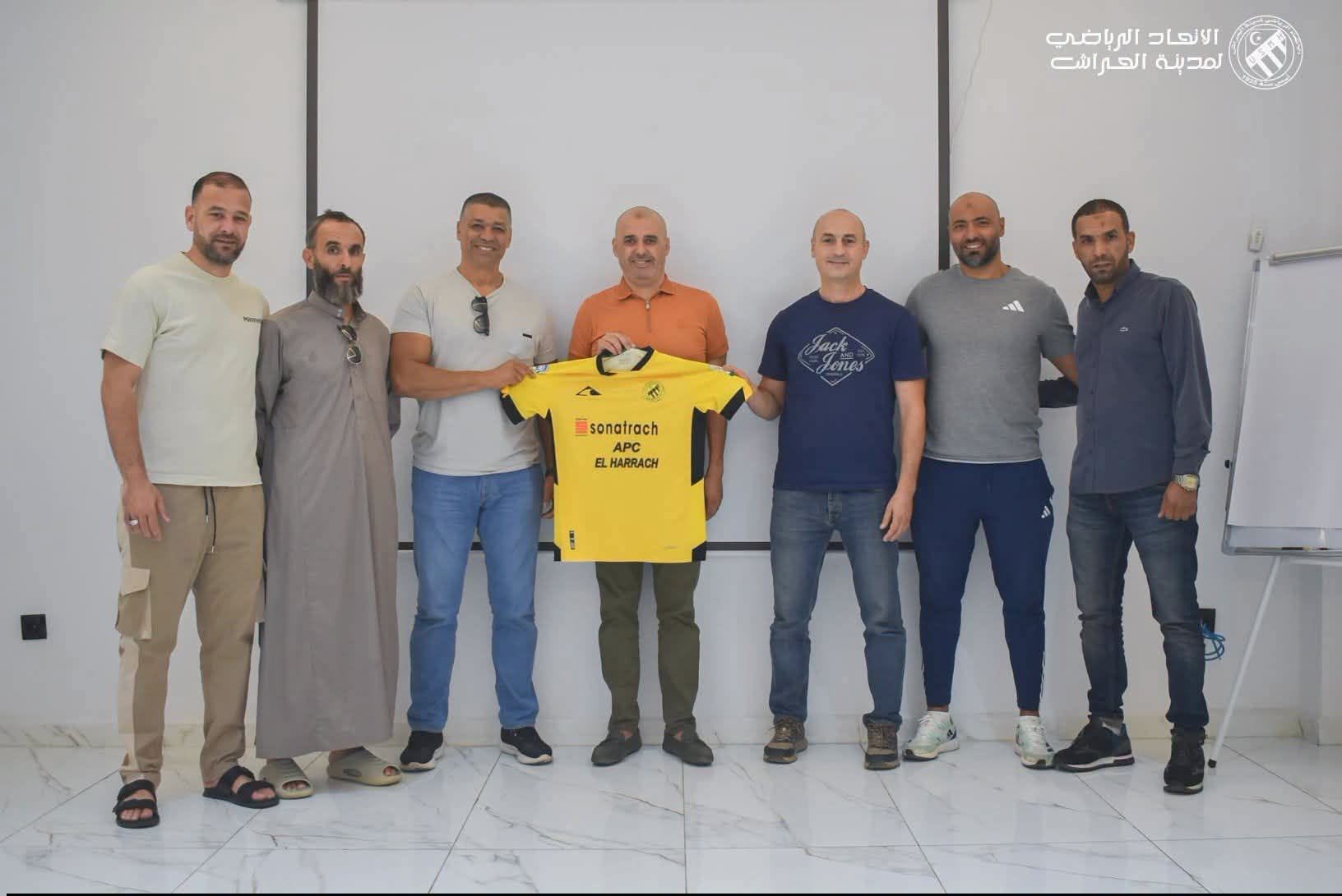 شريف حجار هو المدرب الجديد لنادي اتحاد الحراش.