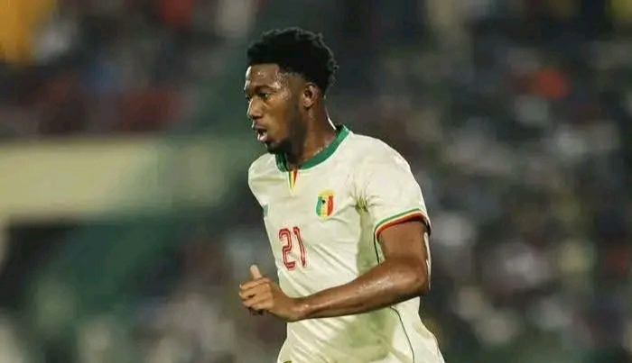 Aigles du Mali : forfait, Almamy Gory se retire du groupe.